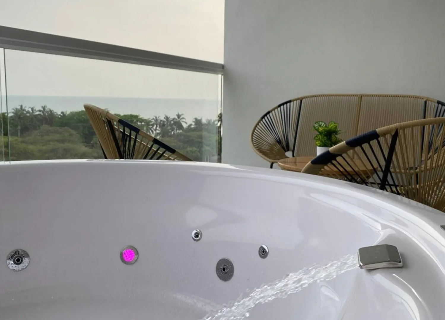 Apartamento Suite D'Lujo: Jacuzzi Privado Bh Santa Marta