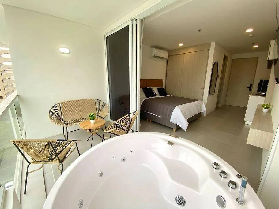 Apartament Suite D'Lujo: Jacuzzi Privado Bh Santa Marta