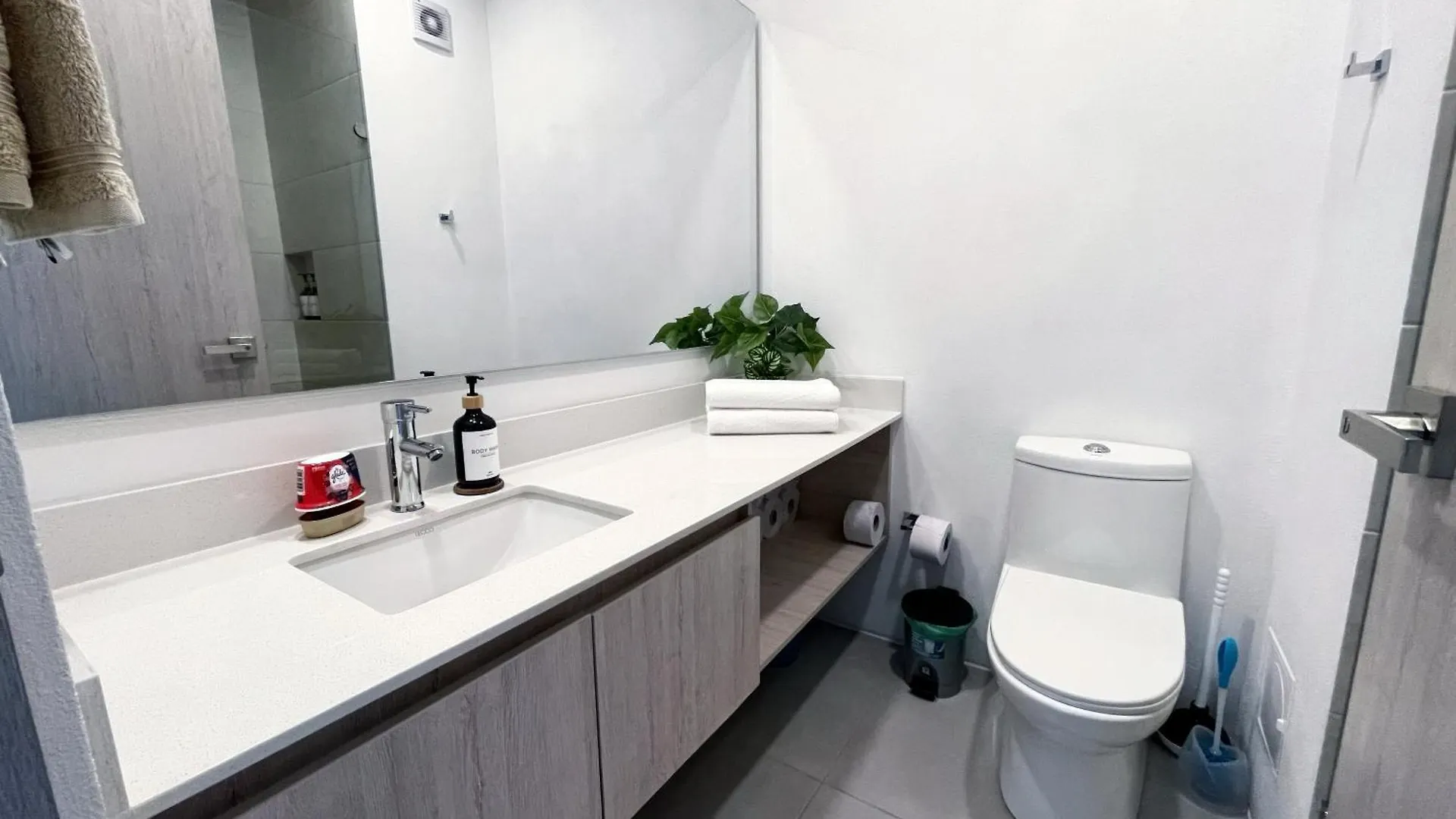 Suite D'Lujo: Jacuzzi Privado Bh Santa Marta  Apartament